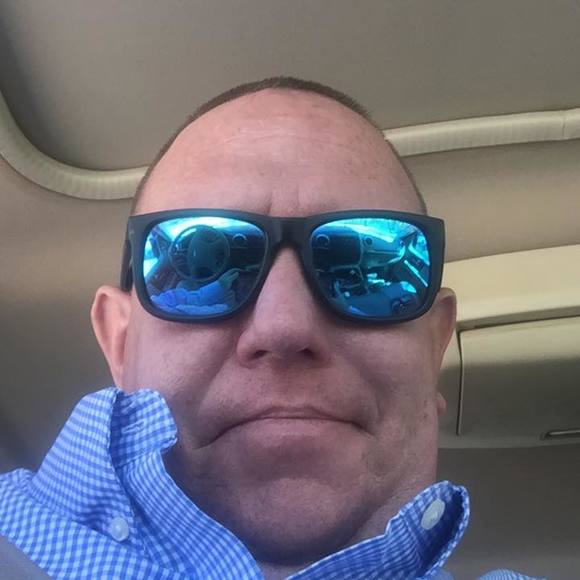 Meet your Posher, Jonathon - Picture 1 of 1